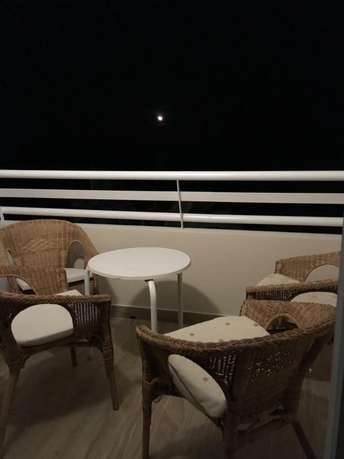 Apartament David By The Sea. 1:st Line *