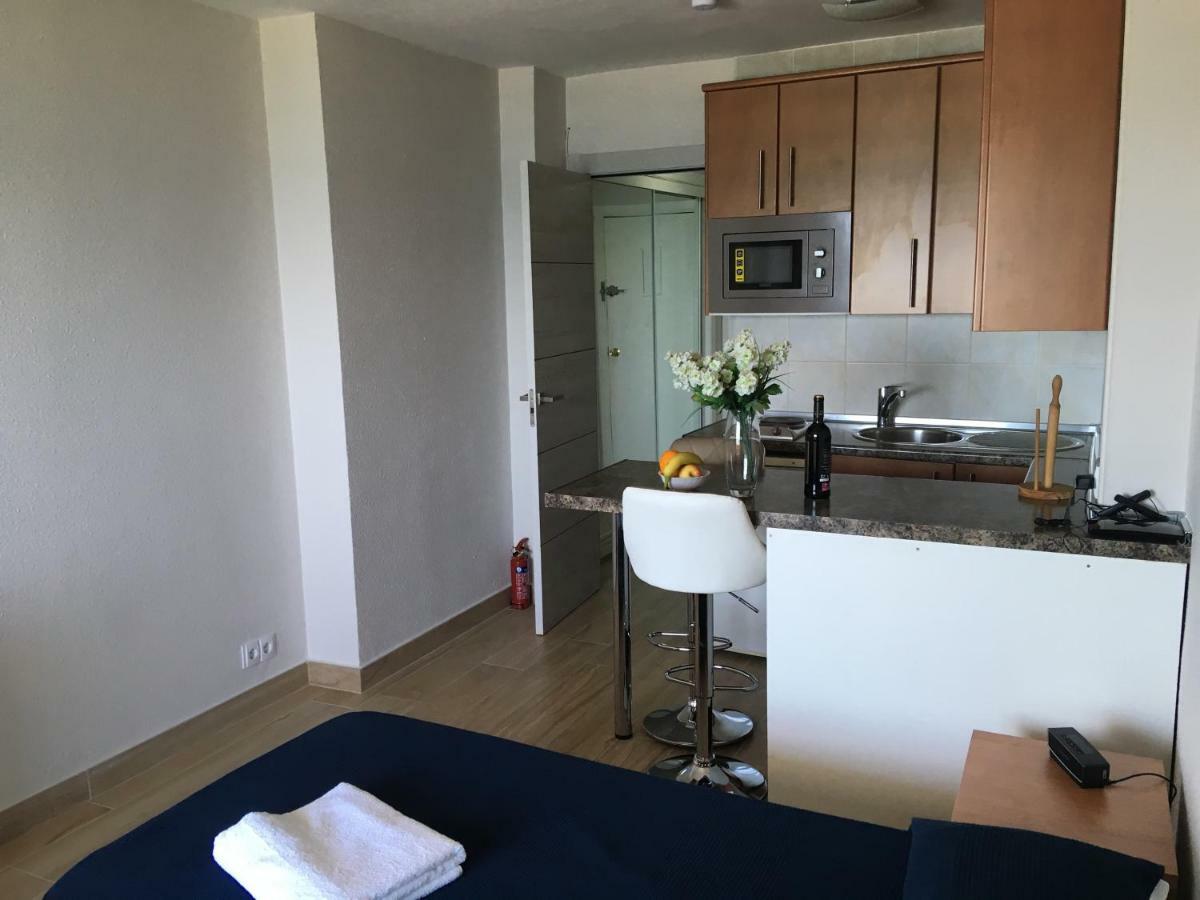 David By The Sea. 1:st Line Apartment *